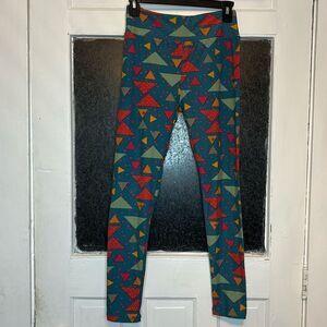 LuLaRoe Women’s Green Multicolored Triangular Geometric shaped Leggings size OS